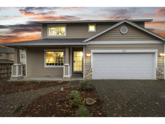 $474,000 | 427 North 2nd Street, St. Helens, OR 97051