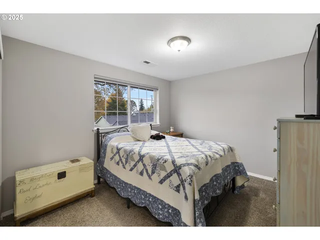 $474,000 | 427 North 2nd Street, St. Helens, OR 97051