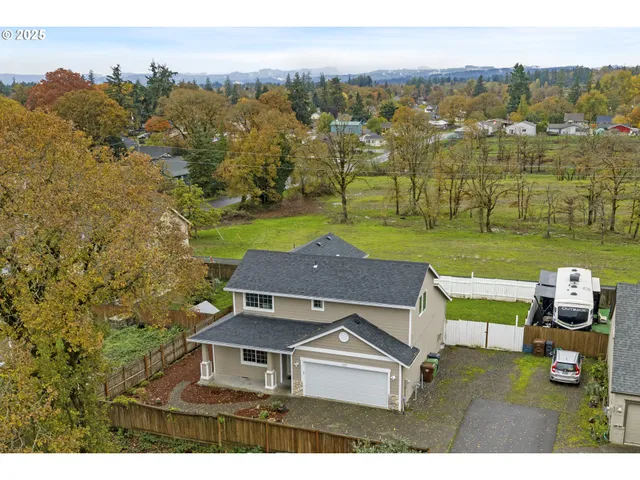 $474,000 | 427 North 2nd Street, St. Helens, OR 97051