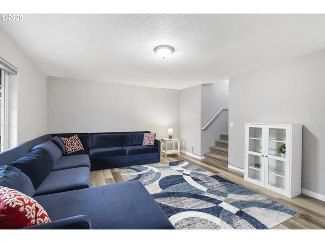 $474,000 | 427 North 2nd Street, St. Helens, OR 97051