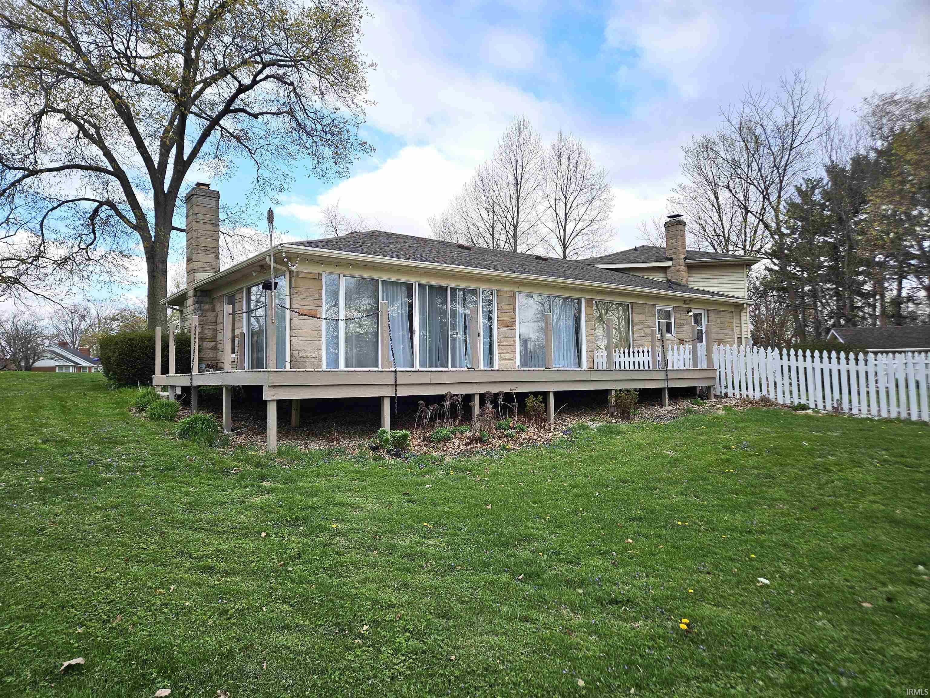 906 North Hawthorne Road Marion, IN 46952 - Photo 13 of 15