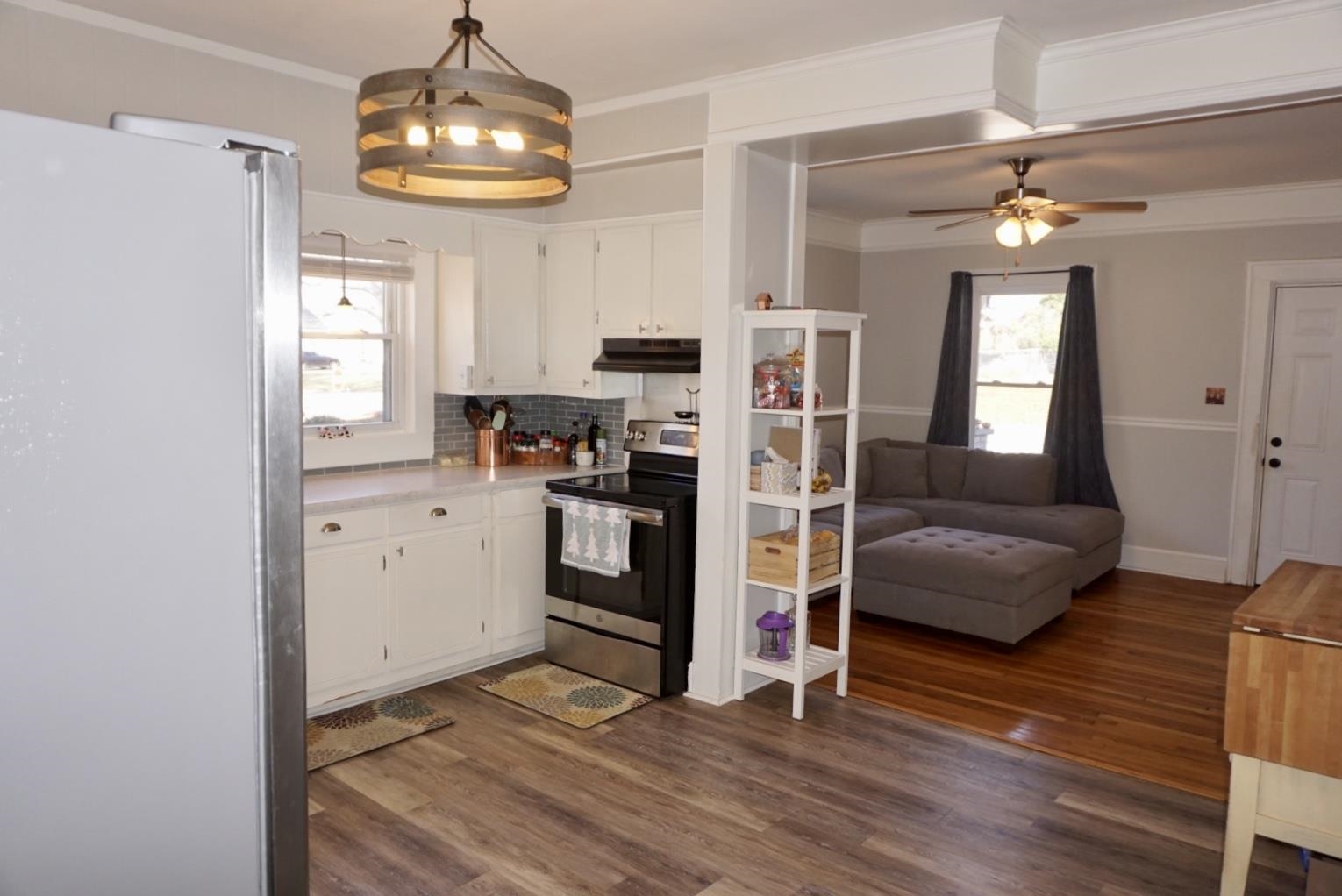 208 Hill Street Wellford, SC 29385 - Photo 11 of 25