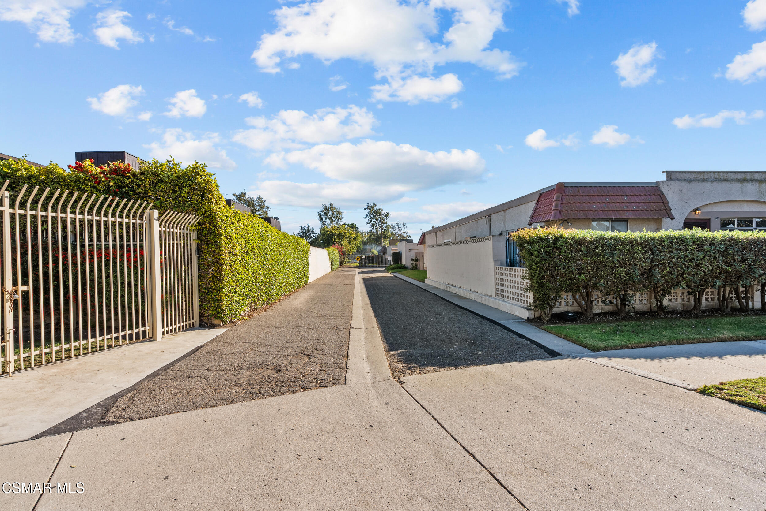 2930 Isle Way, Unit B Oxnard, CA 93035 - Photo 2 of 35 a view of a terrace