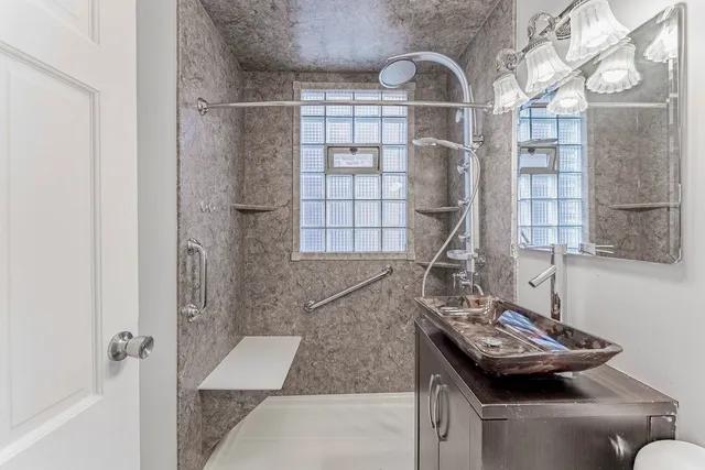 $225,000 | 9114 South Luella Avenue, Chicago, IL 60617