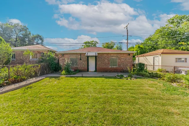 $225,000 | 9114 South Luella Avenue, Chicago, IL 60617
