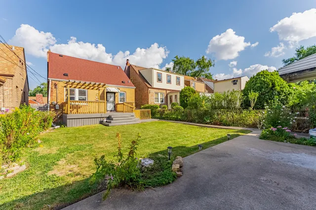 $225,000 | 9114 South Luella Avenue, Chicago, IL 60617