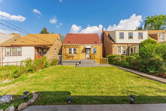 $225,000 | 9114 South Luella Avenue, Chicago, IL 60617