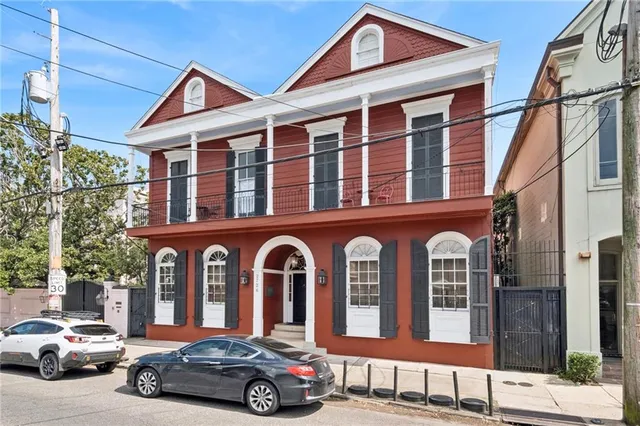 $249,900 | 2726 Prytania Street, Unit 8, New Orleans, LA 70130