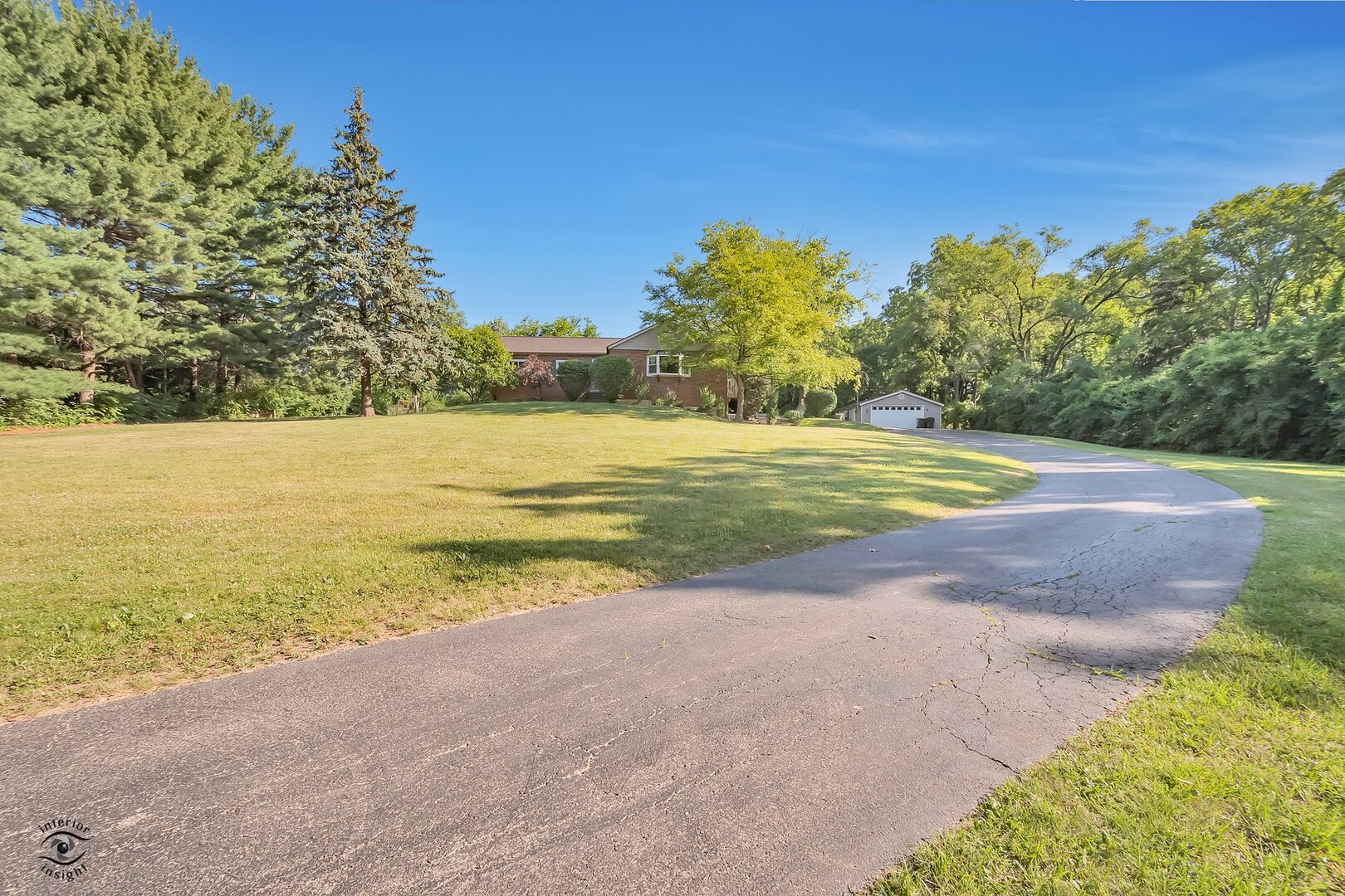 17332 Bluff Road Lemont, IL 60439 - Photo 15 of 18 a view of an ocean beach