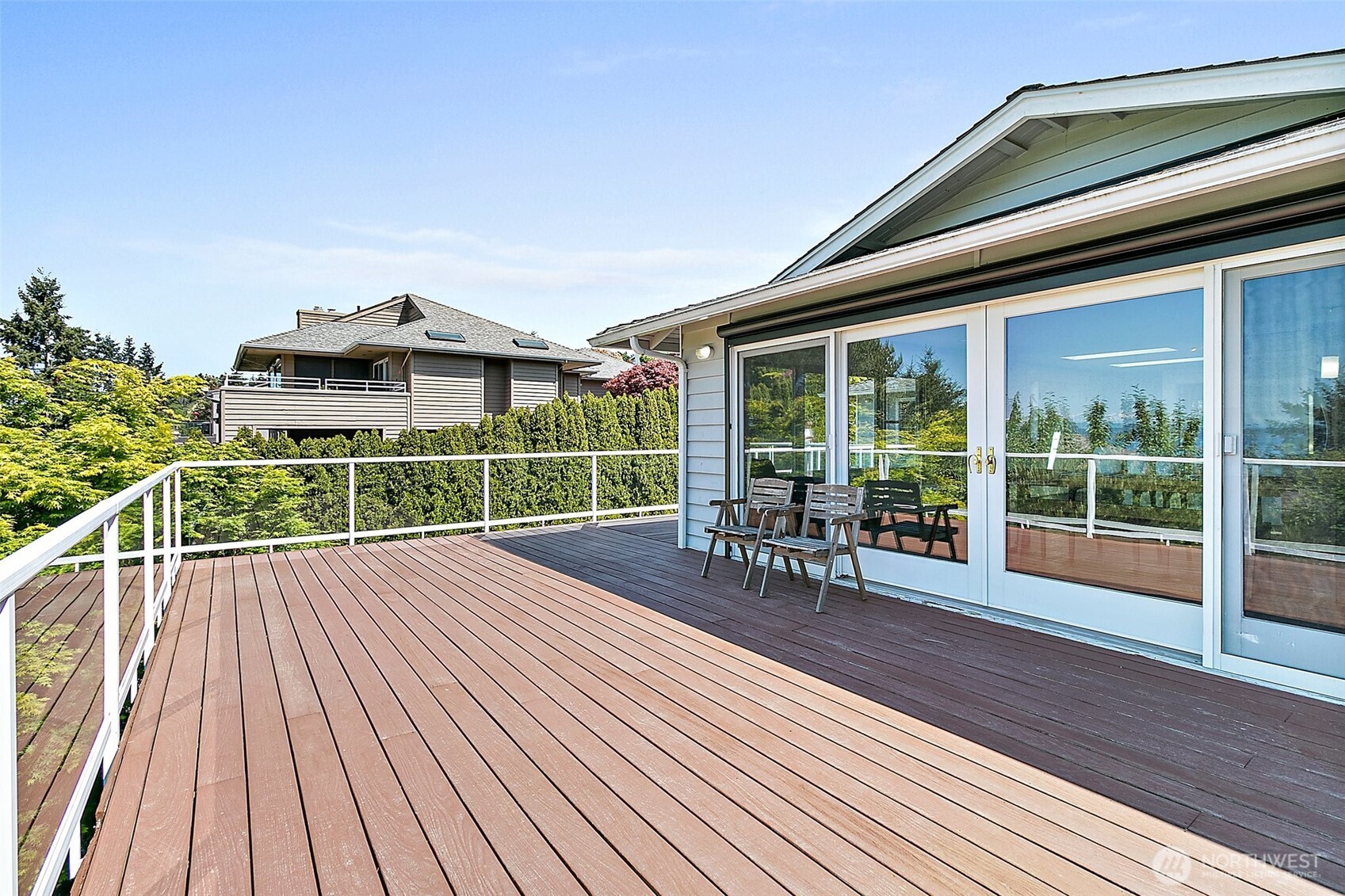 5758 Overlook Ave Northeast  