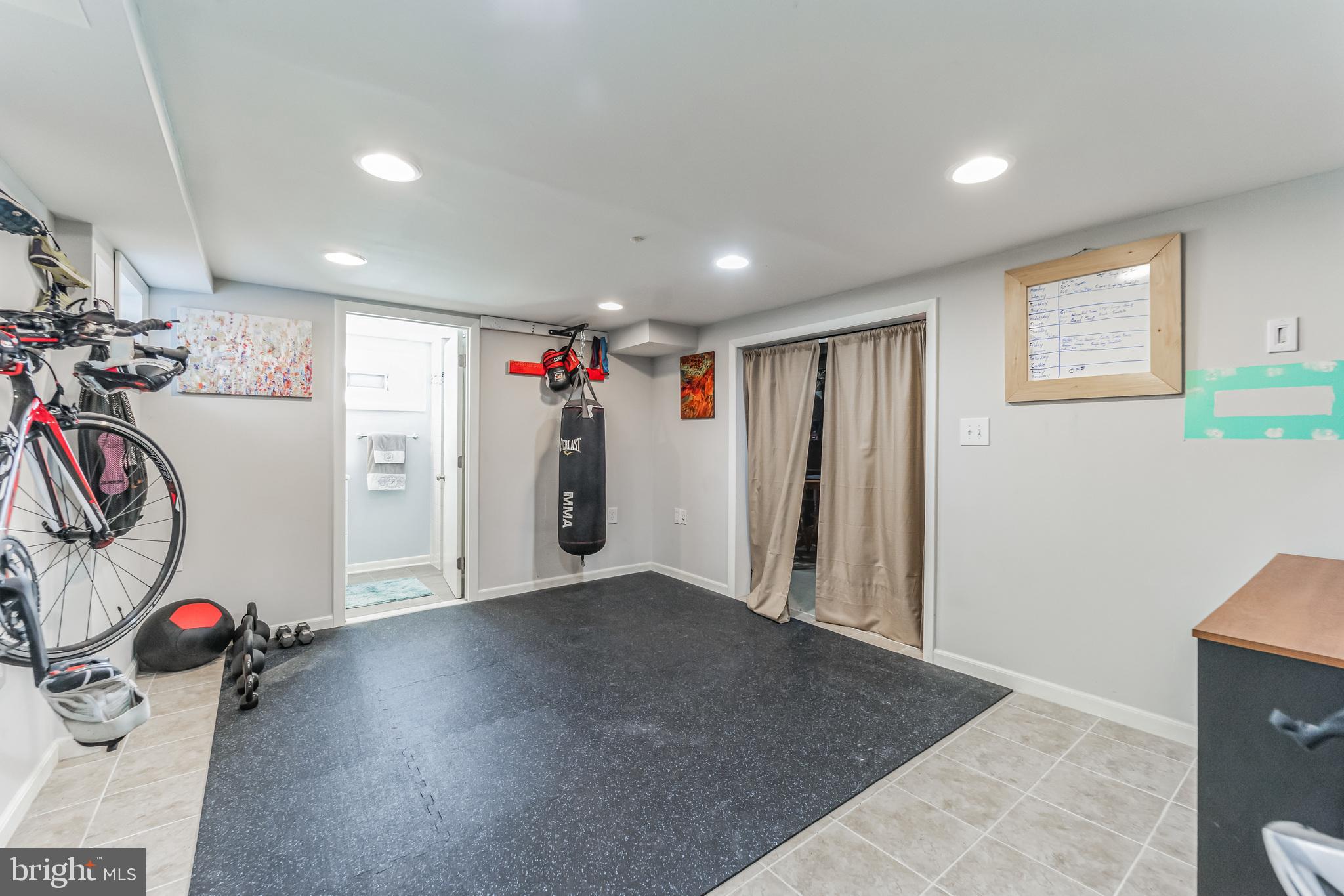 1251 Oakland Terrace Road Halethorpe, MD 21227 - Photo 20 of 34 a view of a room with gym equipment