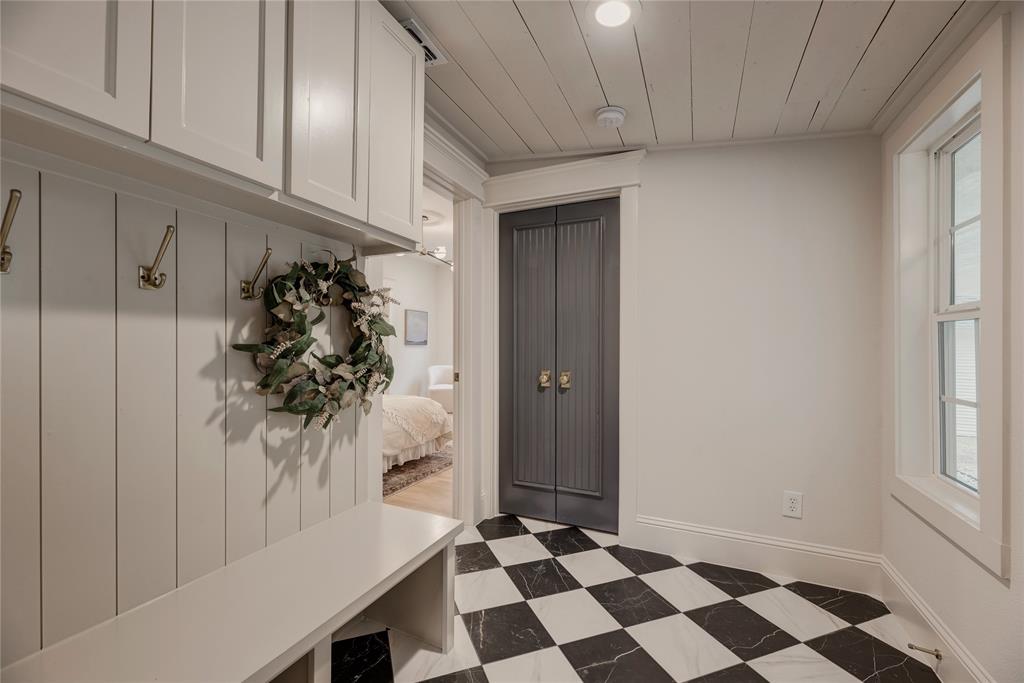 300 East Division Street Pilot Point, TX 76258 - Photo 21 of 40