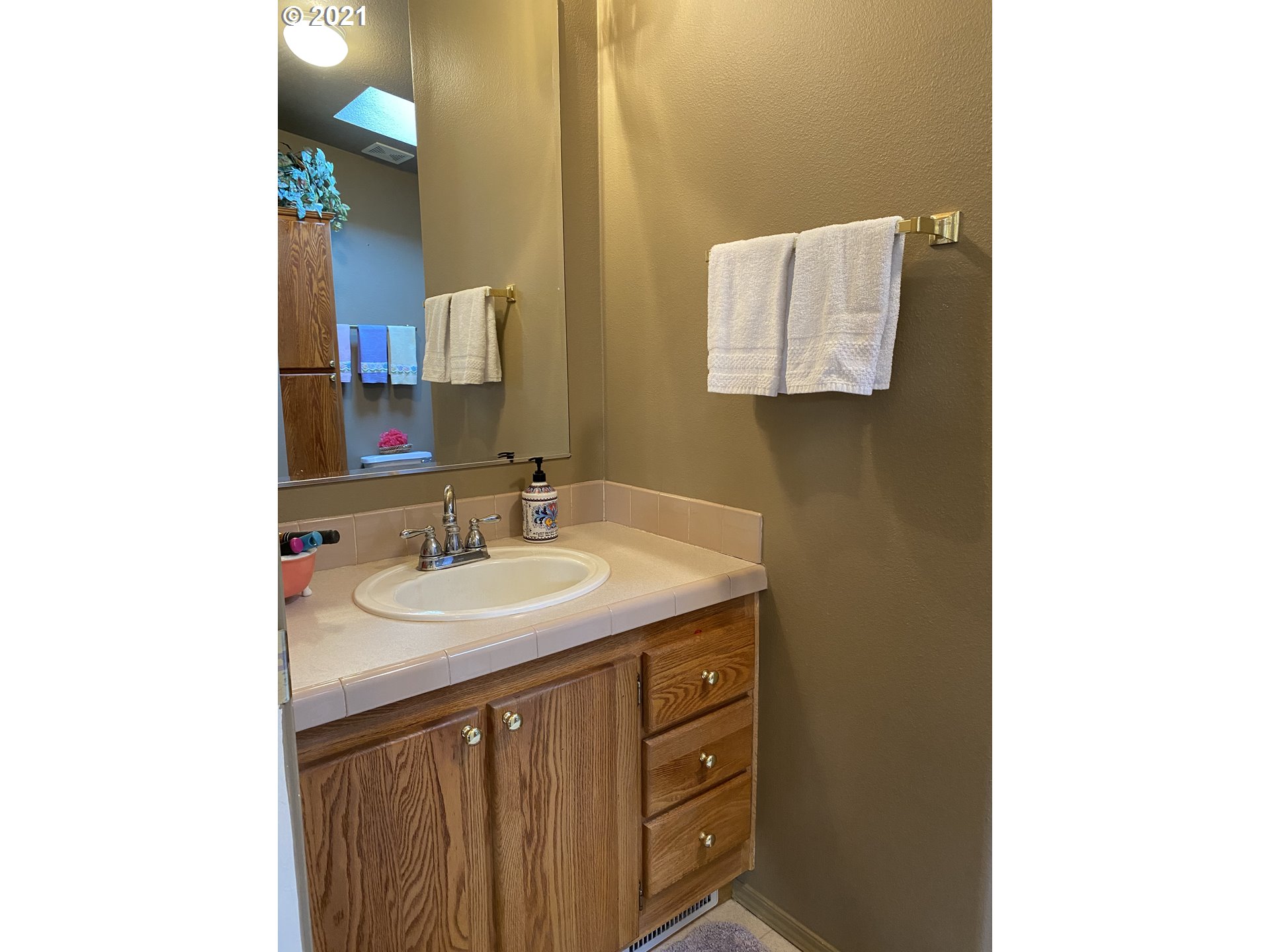 27015 Northeast Robinson Road Camas, WA 98607 - Photo 16 of 22