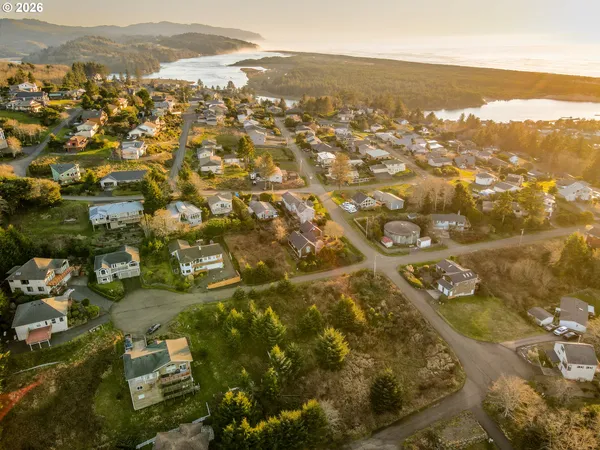 $185,000 | 1404 Riverview Drive, Pacific City, OR 97135