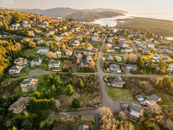 $185,000 | 1404 Riverview Drive, Pacific City, OR 97135