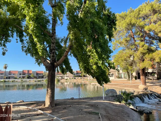 $215,000 | 11048 North 28th Drive, Unit 146, Phoenix, AZ 85029