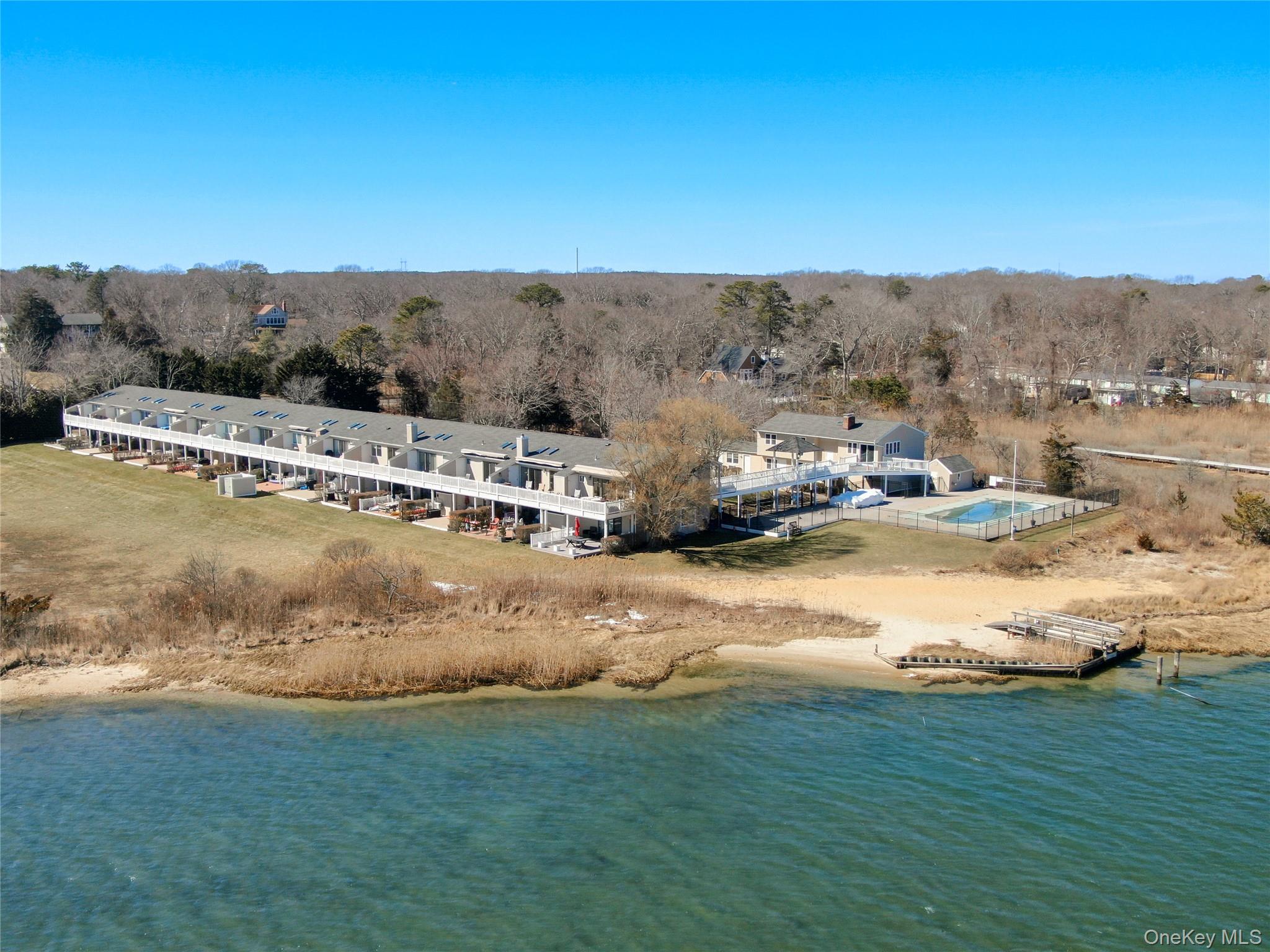 61 West Tiana Road, Unit 10 Hampton Bays, NY 11946 - Photo 25 of 28