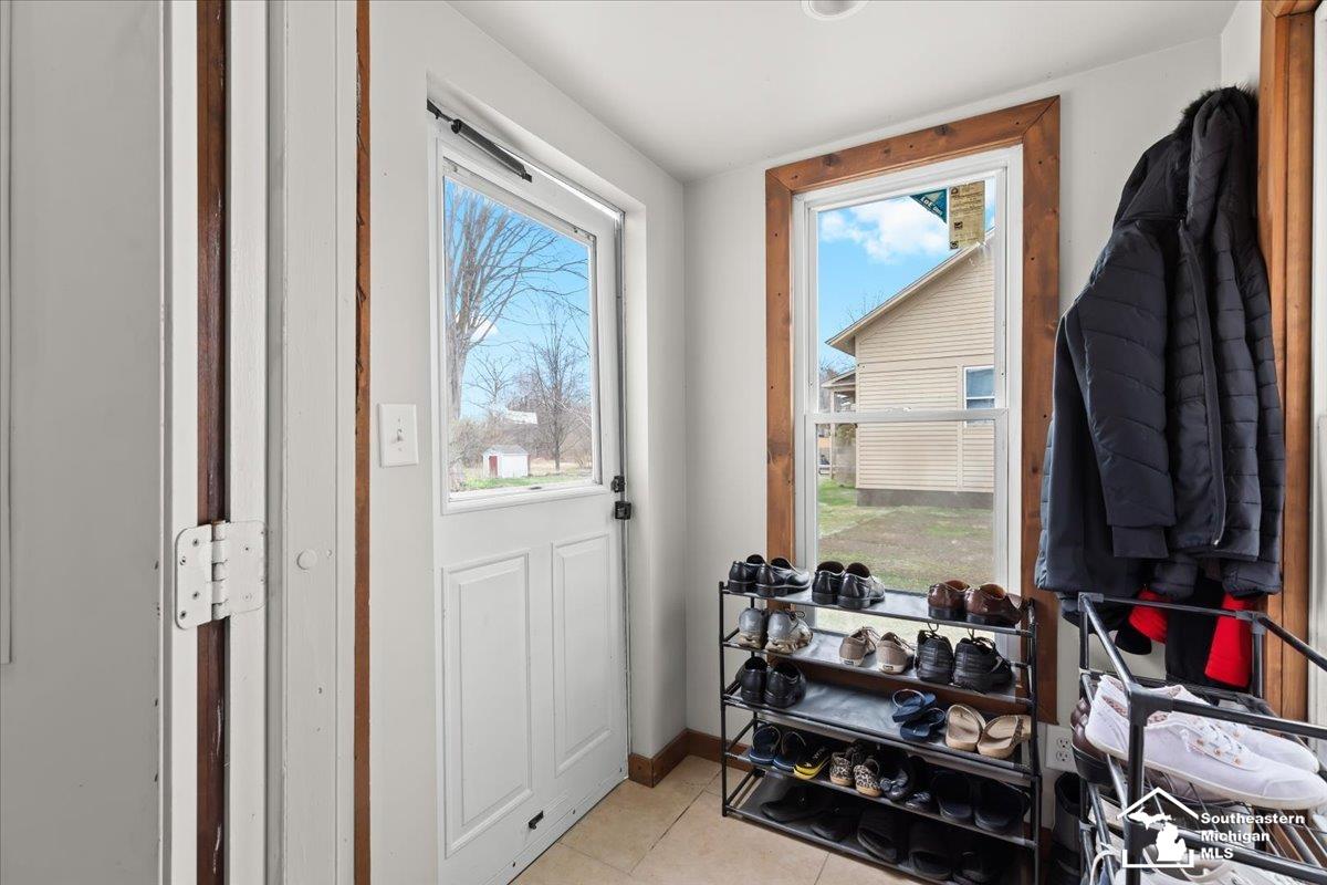 28203 Waltz Road New Boston, MI 48164 - Photo 35 of 40 50170239-44e27732-82ed-43e7-8613-ec82633cdd1d.JPG