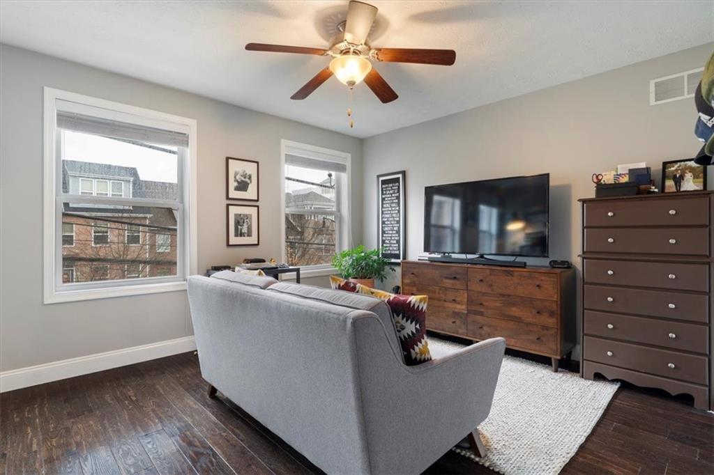 1507 Federal Street Pittsburgh, PA 15212 - Photo 26 of 45 a living room with furniture and a flat screen tv