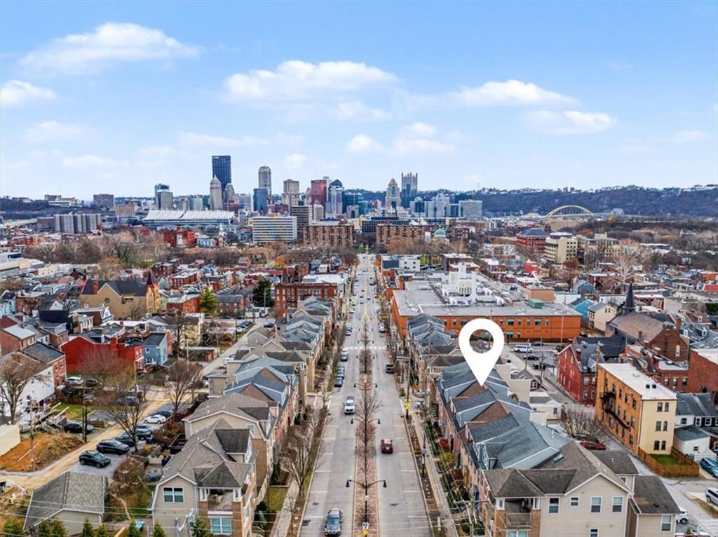 1507 Federal Street Pittsburgh, PA 15212 - Photo 33 of 45 an aerial view of a city with lots of residential buildings