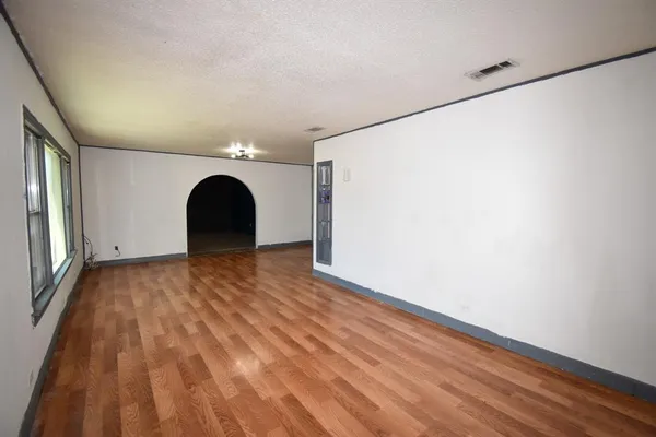 $120,000 | 1511 South High Street, Brady, TX 76825