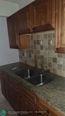 a close view of sink and tap