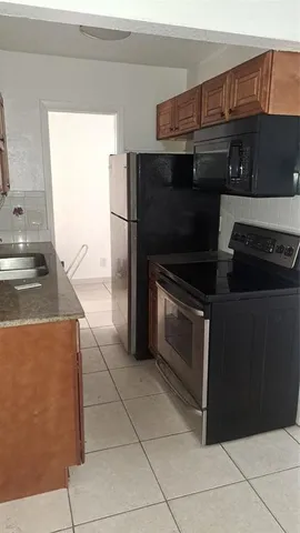 $1,500 | 925 South K Street, Unit 4, Lake Worth Beach, FL 33460