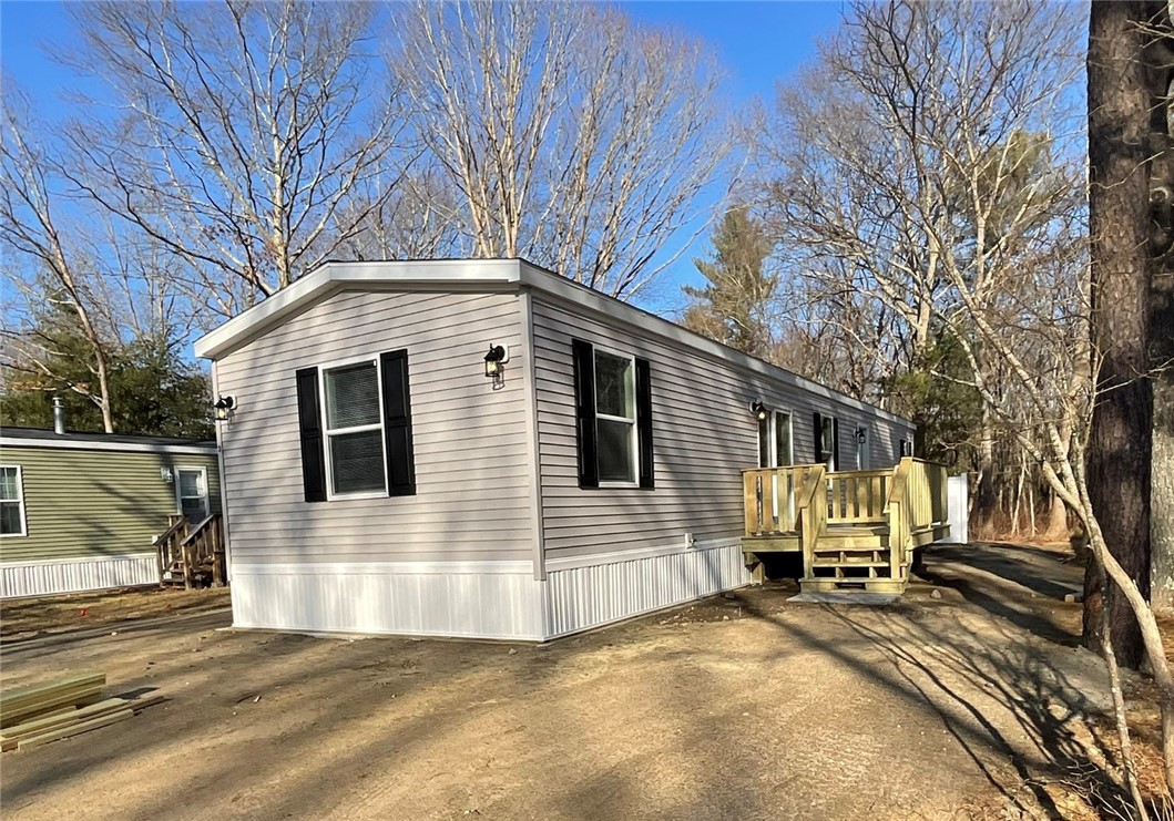 6 Freedom Way Coventry, RI 02816 - Photo 1 of 24 Gallery Image 1