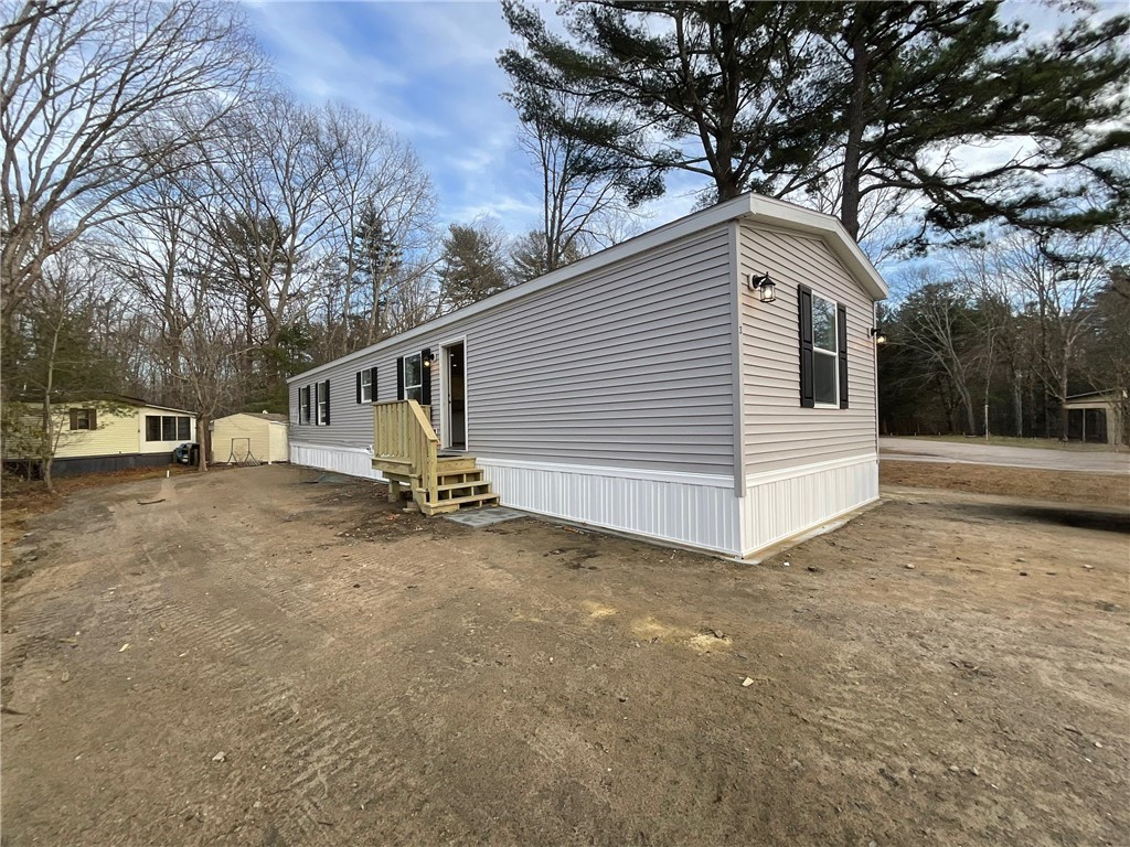 6 Freedom Way Coventry, RI 02816 - Photo 2 of 24 Gallery Image 2