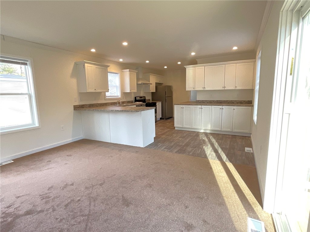 6 Freedom Way Coventry, RI 02816 - Photo 6 of 24 Gallery Image 6