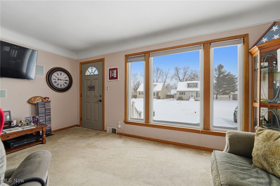 32118 Pendley Road Willowick, OH 44095 - Photo 5 of 34
