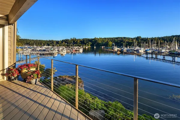 $3,125,000 | 267 Shannon Drive Southeast, Bainbridge Island, WA 98110