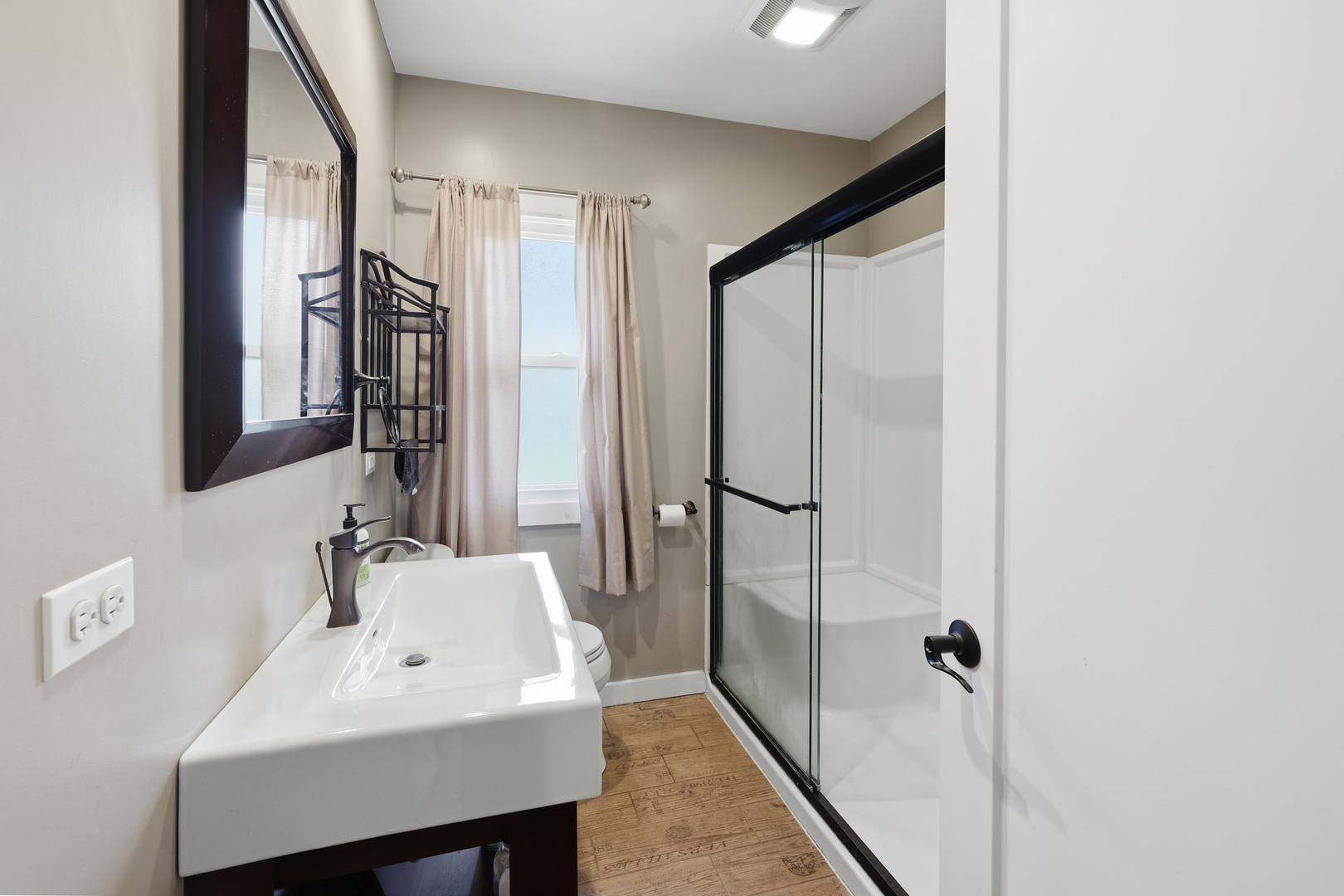 307 West Army Trail Road Bloomingdale, IL 60108 - Photo 8 of 17