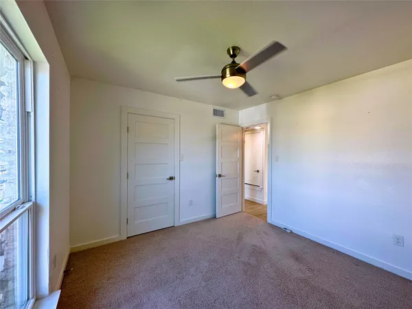 $1,500 | 8603 Putnam Drive, Unit 201, Austin, TX 78757