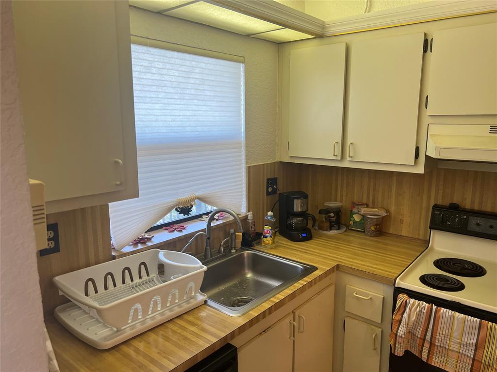 10100 Northwest 30th Court, Unit 310 Sunrise, FL 33322 - Photo 12 of 60