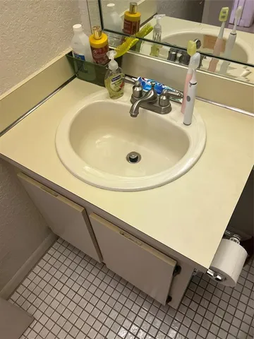 $124,900 | 10100 Northwest 30th Court, Unit 310, Sunrise, FL 33322