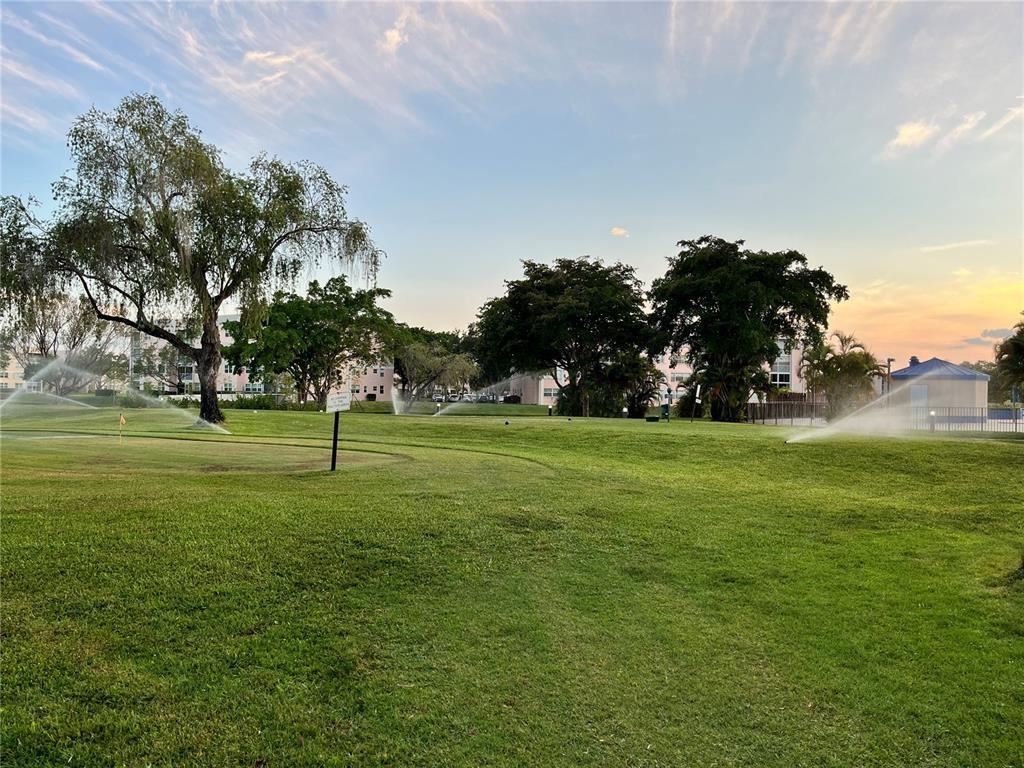 10100 Northwest 30th Court, Unit 310 Sunrise, FL 33322 - Photo 52 of 60 a view of a park