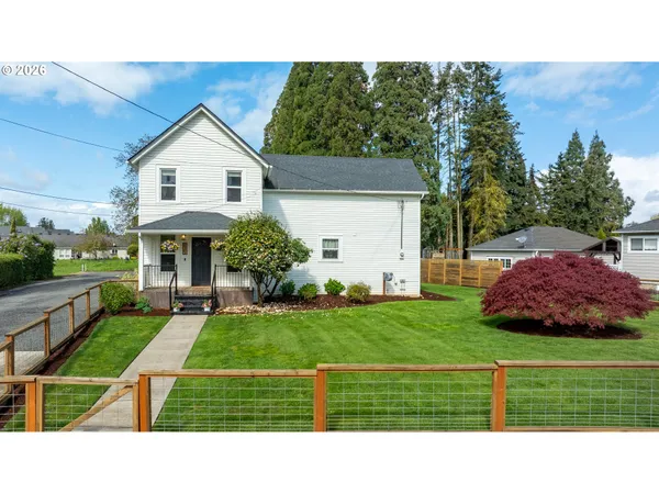 $530,000 | 625 South Main Street, Mount Angel, OR 97362