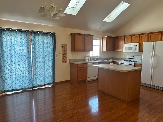 $339,000 | 1565 Stefanie Lane, Bourbonnais, IL 60914