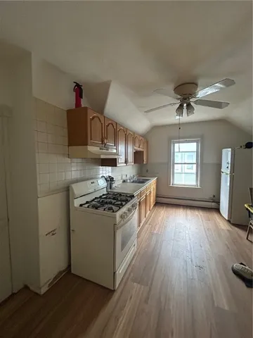 $2,400 | 22 Heaton Street, Unit 3, Pawtucket, RI 02860