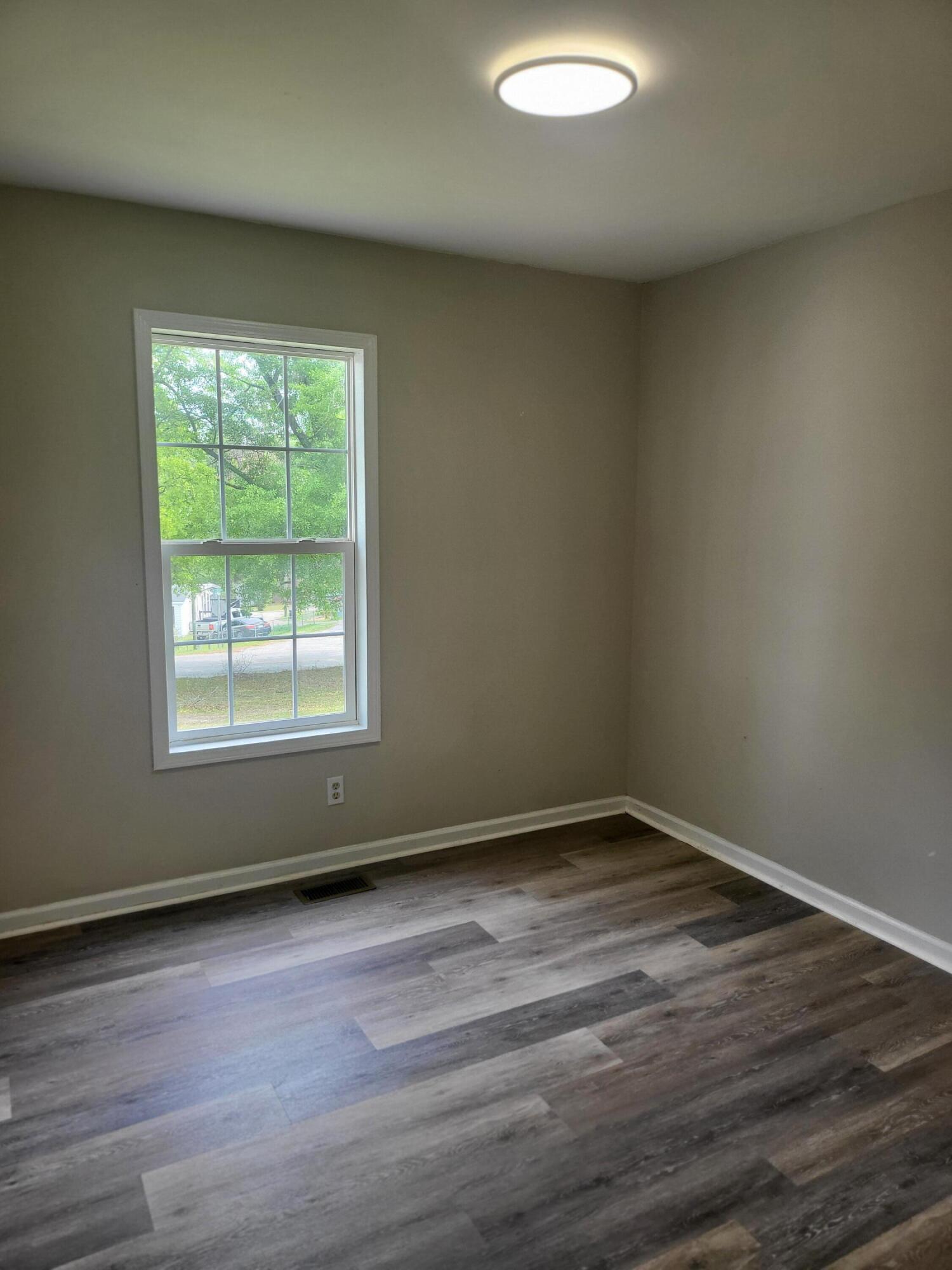 4000 North Center Road Hartsville, SC 29550 - Photo 17 of 43 1000010561