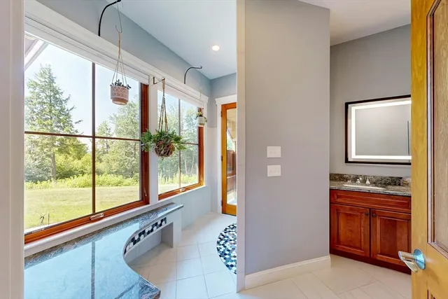 $1,399,000 | 179 Cashman Hill Road, Ashburnham, MA 01430