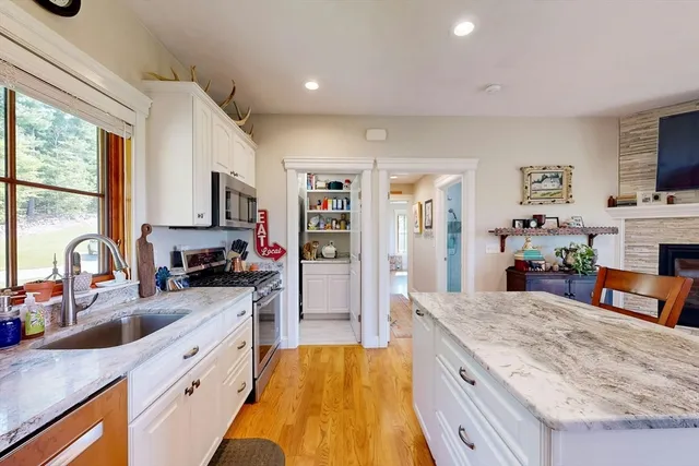 $1,399,000 | 179 Cashman Hill Road, Ashburnham, MA 01430