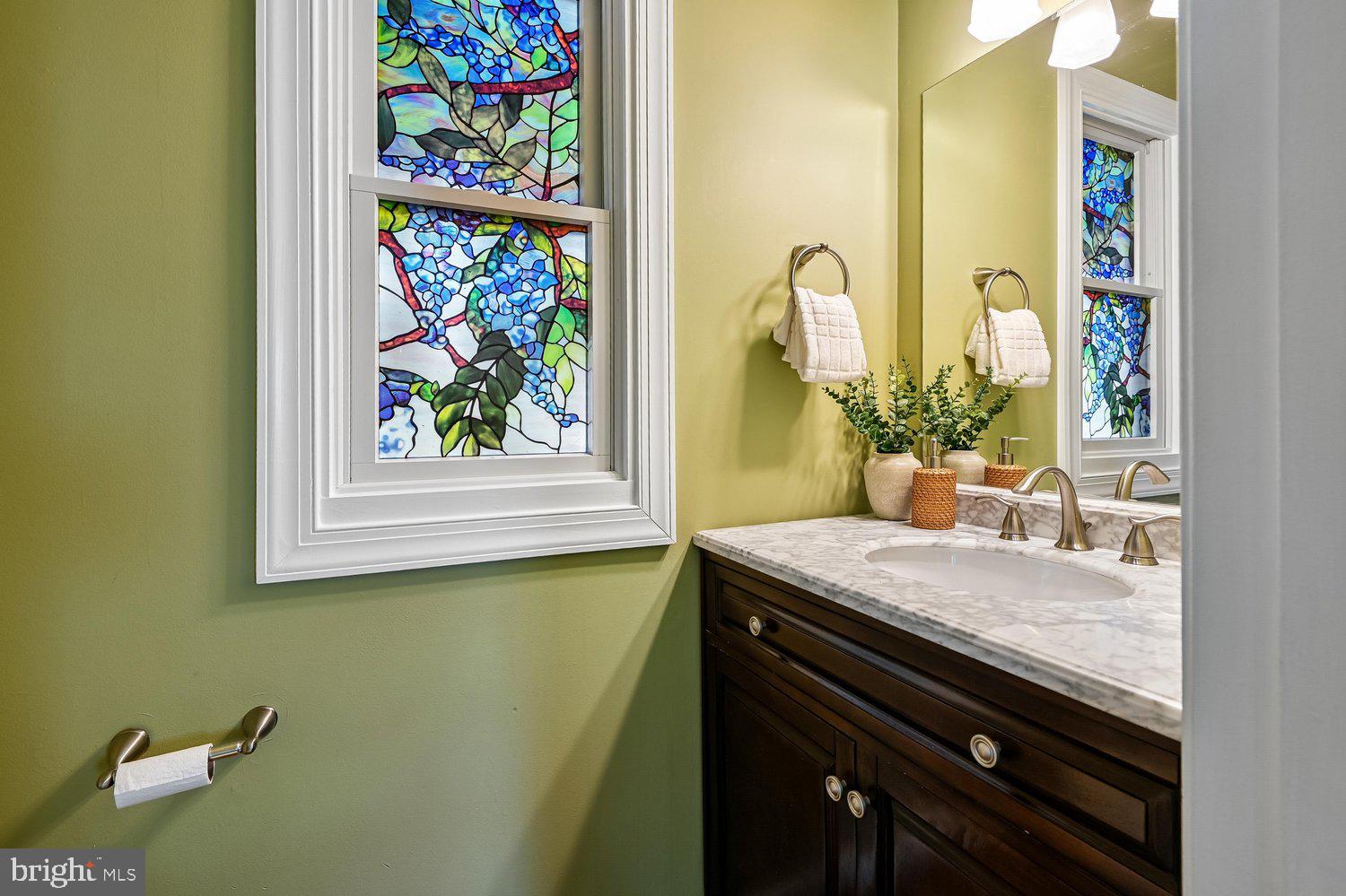 7236 Riding Hood Circle Columbia, MD 21045 - Photo 10 of 43 Powder Room