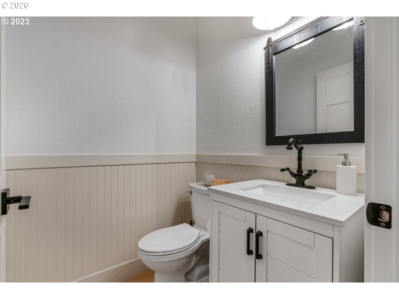 35464 South Dickey Prairie Road Molalla, OR 97038 - Photo 14 of 25 Bathroom