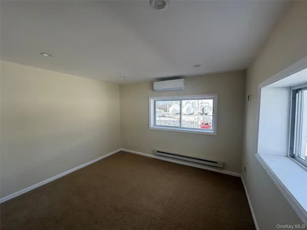 $2,800 | 505 South Main Street, Freeport, NY 11520