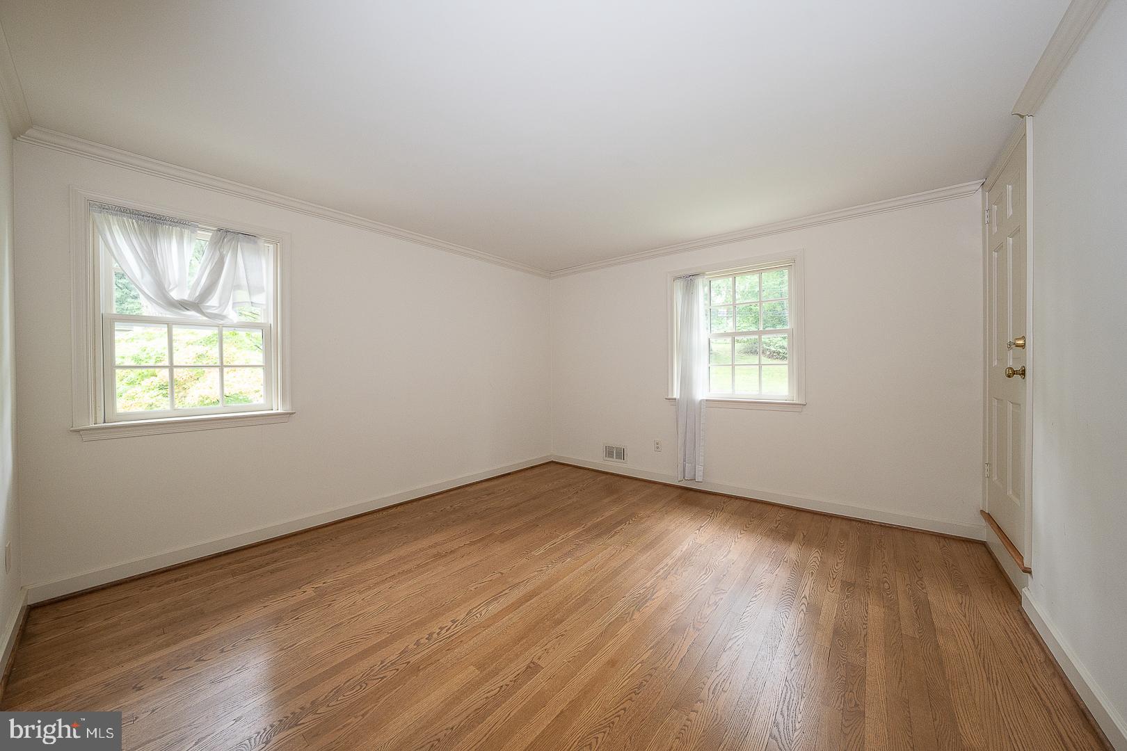 577 Tory Hill Road Devon, PA 19333 - Photo 31 of 63 Bedroom #3 w/ Hardwood Flooring and Crown Molding