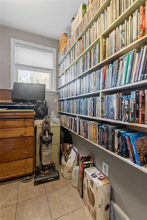 745 Park Quarry Road Freedom, PA 15042 - Photo 12 of 22 a view of room with book shelf