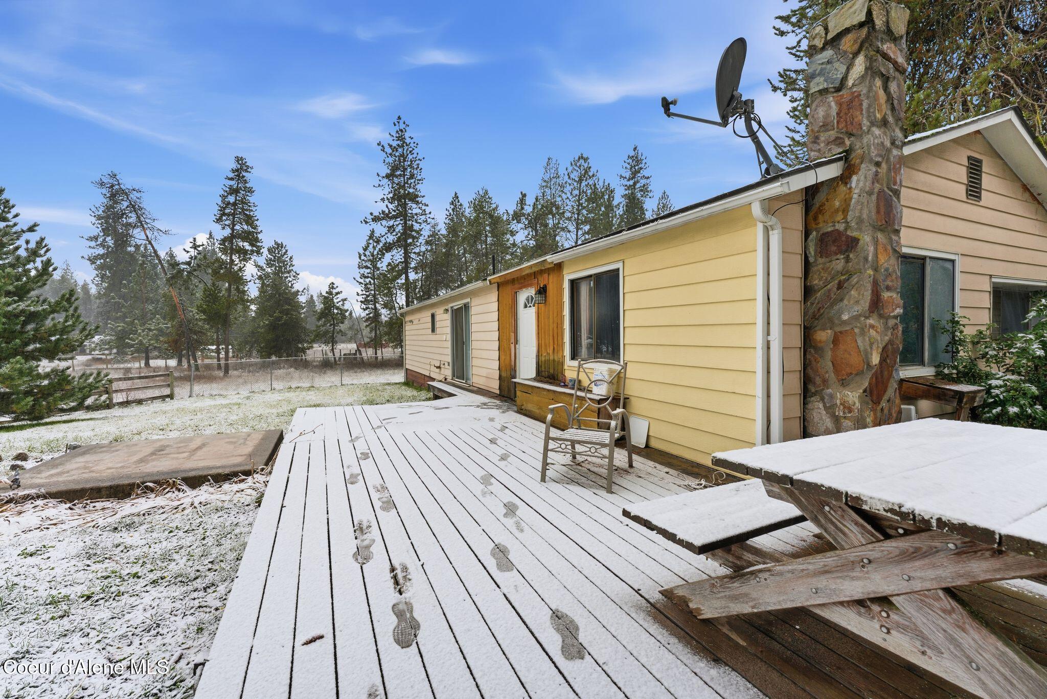 15707 North Ranch Valley Road Rathdrum, ID 83858 - Photo 1 of 34 Exterior Photo