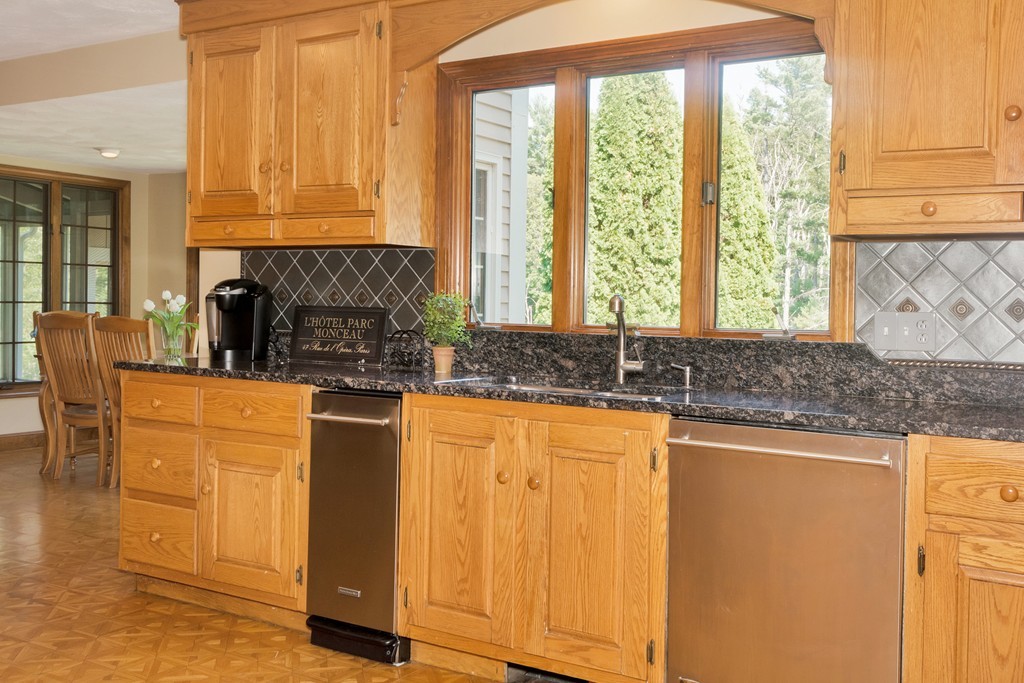 20 Seten Circle Andover, MA 01810 - Photo 8 of 25